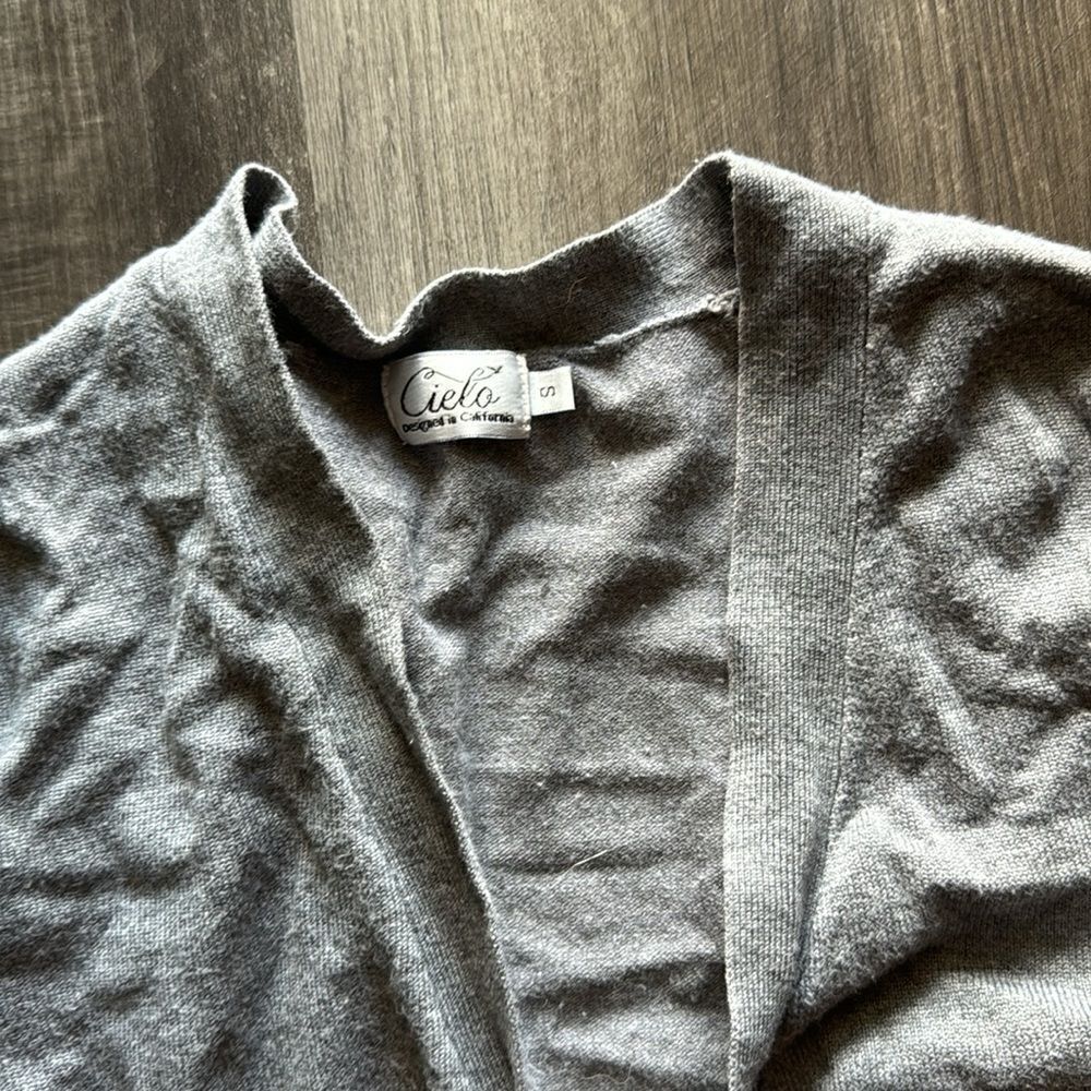 Women’s Long Cardigan - Picture 2 of 3